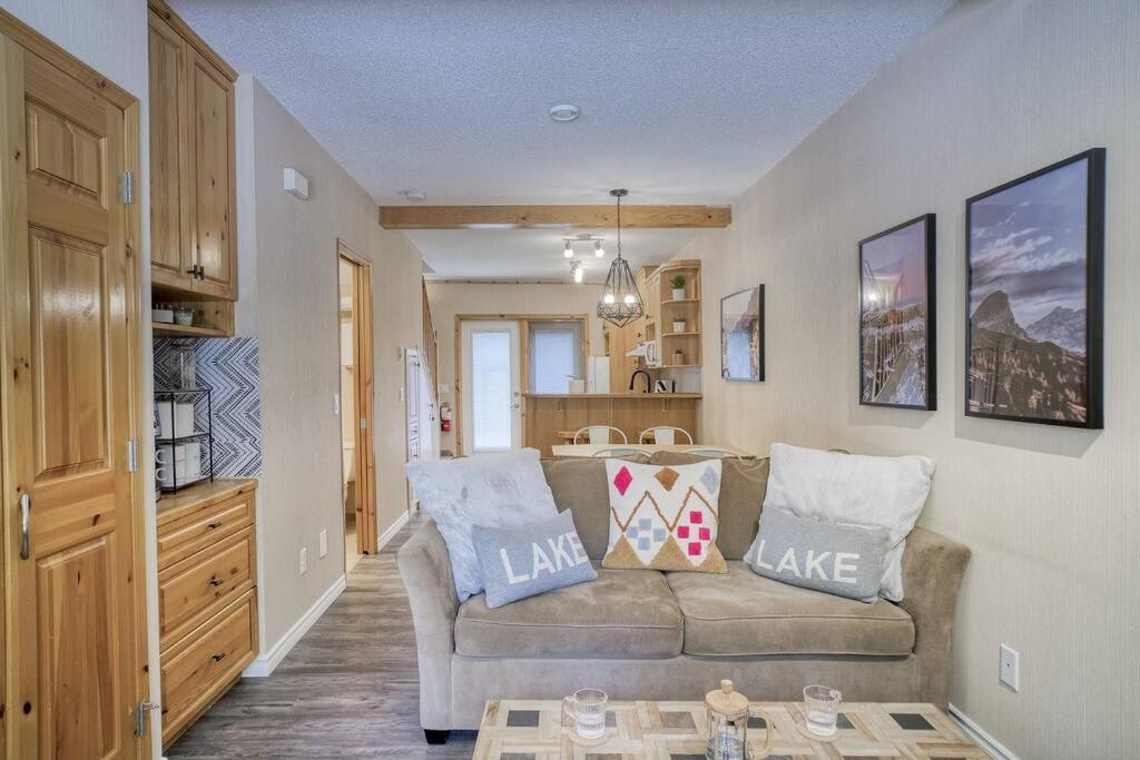 5 Mins To Banff - Cozy Townhome 2Br&2Bath - Banff Pass Included Canmore Exterior foto